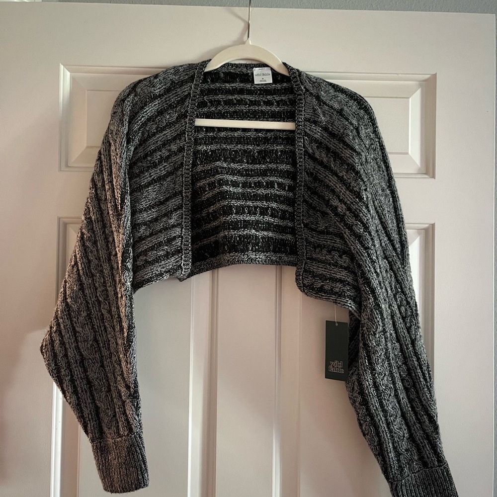 Wild Fable Gray Shrug Sweater with Textured Knit